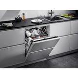 thumbnail of AEG FSE82827P Vollintegrierter-Geschirrspüler / 60cm / ComfortLift - Hebefunktion / Besteckkorb / QuickSelect Display