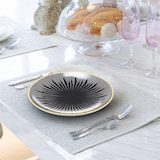 thumbnail of Intirilife 4x Porzellan Teller Muster Gestreift - Schwarz Weiß - Durchmesser 15.3 cm - Frühstücksteller Dessertteller Servierteller