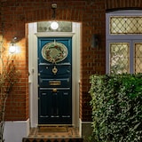 thumbnail of Relaxdays Kamera Dummy, blinkend, Innen- & Außenbereich, Einbrecher Abschreckung, Überwachungskamera Attrappe, schwarz