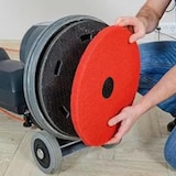 thumbnail of Pack de 5 Discos Limpeza de Pavimentos (Vermelho - Fibra Média) - Desenvolvidos com fibra sintética para a limpeza de pavimentos. Adequados para PVC