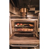 thumbnail of Horno de carbón de sobremesa, dimensiones 785x577x1095, puerta roja