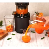 thumbnail of Kuvings | Extracteur de jus Mains libres AUTO6 | Découpe automatique des fruits et légumes entiers | Panier 1,7L | Nettoyage facile | Silver