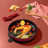 thumbnail of Masterpro Share & Play - 10-teiliges stapelbares Kochgeschirrset aus Aluminiumguss mit abnehmbarem Griff und roter Keramikbeschichtung