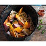 thumbnail of GRANITEWARE - Roaster Cocotte im Großformat - Emaillierter Stahl - Oval - 8L - Ultraleicht - Kochrost aus Edelstahl + Buch mit 35 Rezepten