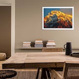 thumbnail of Marco curvo moderno de 35 x 50 cm en madera blanca con panel de MDF resistente y cristal Crilex para fotos, imágenes, carteles, documentos