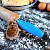 thumbnail of Nudelholz aus Holz mit Griffen – 50 x 4,5 cm – Backzubehör und Küchenbedarf – Blau