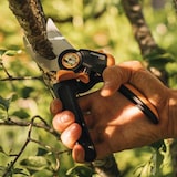 thumbnail of Fiskars X-series Bypass-Gartenschere L P961