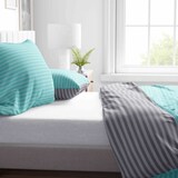 thumbnail of Baumwolle Bettwäsche 200x200 cm Türkis Petrol Grau gestreift Wendeseite Reißverschluss 2 tlg