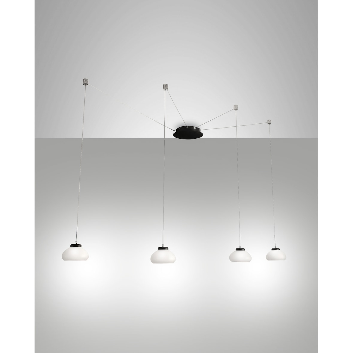 Lustre pendente Arabella LED em metal e vidro soprado branco 3547-49-102 Fabas Luce