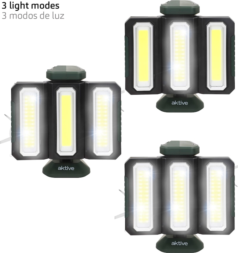 Tres luces LED brillantes con paneles ajustables.