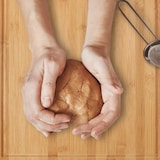 thumbnail of Relaxdays Tranchierbrett Bambus, Anschlagkante, Saftrille, Schneidebrett Küche, antibakteriell, Backbrett 45x35cm, natur