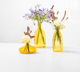 thumbnail of Un Fiore Vase aus mundgeblasenem Borosilikatglas, elegantes Design mit weißer Verzierung, 35 cl, goldgelbe Farbe, für Blumen und Dekorationen