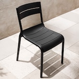 thumbnail of Juego de 4 sillas de plástico negro para terraza