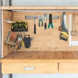 thumbnail of Relaxdays Magnetleiste Edelstahl, selbstklebend, 30 cm lang, Wand Magnetschiene für Messer & Werkzeug, silber/schwarz