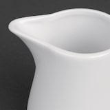 thumbnail of Lot de 6 pots à lait 212 ml en porcelaine blanche