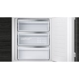 thumbnail of Siemens iQ500, GI11VAFE0 Einbau-Gefrierschrank, 71.2 x 55.8 cm, Flachscharnier