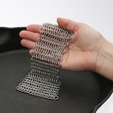 thumbnail of Ringreiniger Gusseisen Feuertöpfe Netzreiniger Edelstahl 12,5x12,5cm