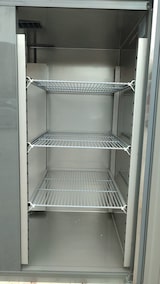 thumbnail of Edelstahl-Kühlmöbel 1 Tür 700 Liter 0 +8 °C tropentauglich