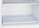 thumbnail of Nordcap COOL-LINE Umluft-Gewerbekühlschrank RC 200 GL, Umluftkühlung, 2 Tragrosten und 1 Bodenrost in Serie, bis zu 25 kg belastbar