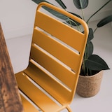 thumbnail of Sedia in metallo giallo