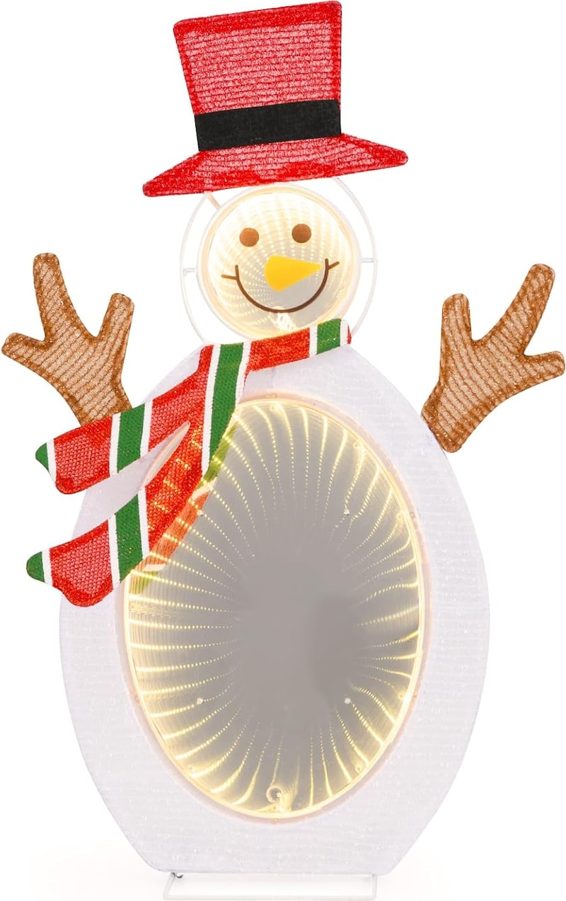 Ein beleuchteter Schneemann mit Hut und Schal.