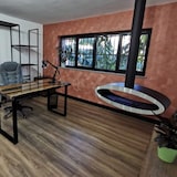 thumbnail of MERU TUBE – Hängender rotierender Biokamin – Schwarz/Edelstahl