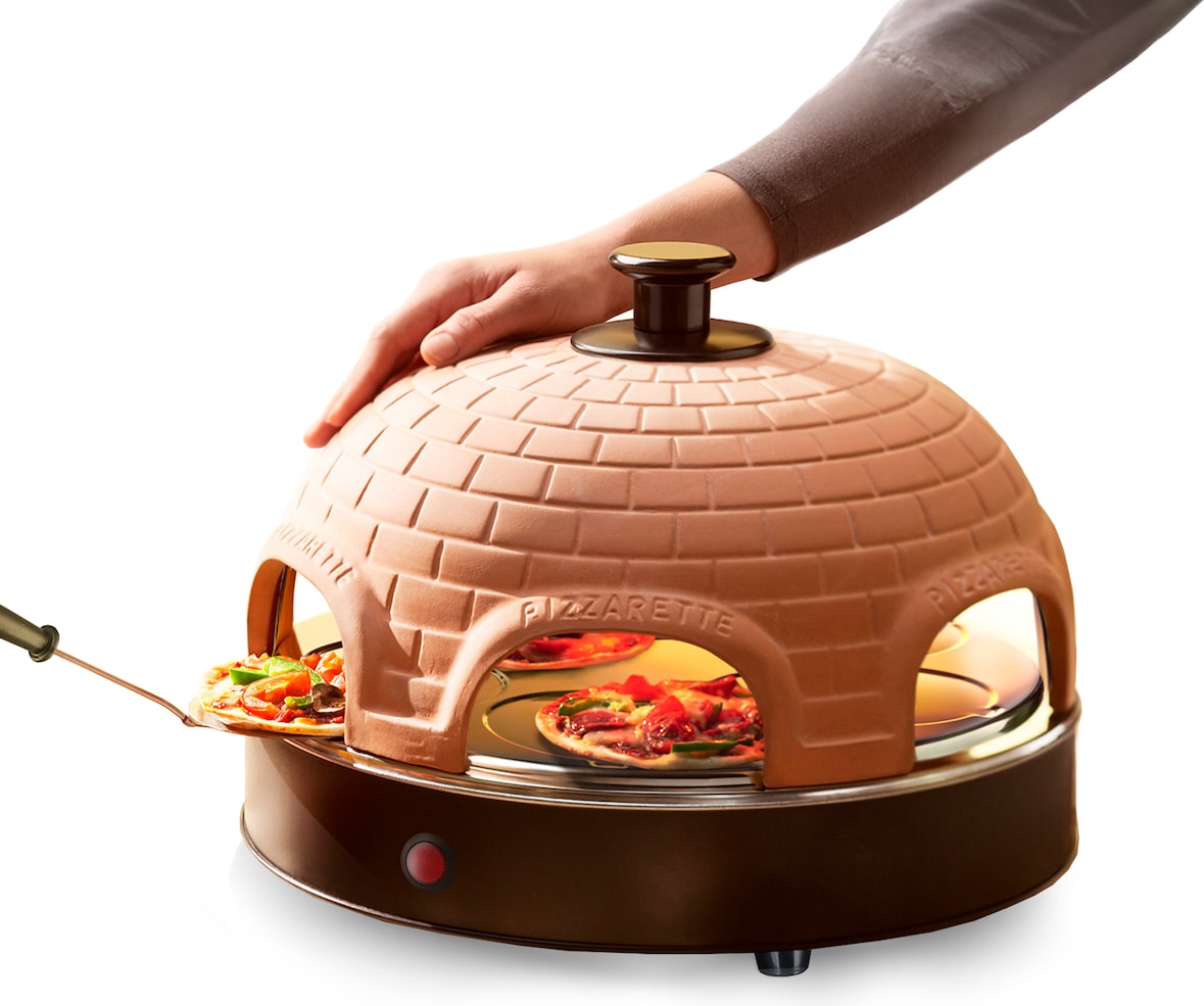 Emerio Pizzarette Origineel - 6 pers. Pizza Oven - Handgem. Terracotta Koepel - 6 Geïsol. Bakspatels - RVS bakplaat - PO-115984 1200W