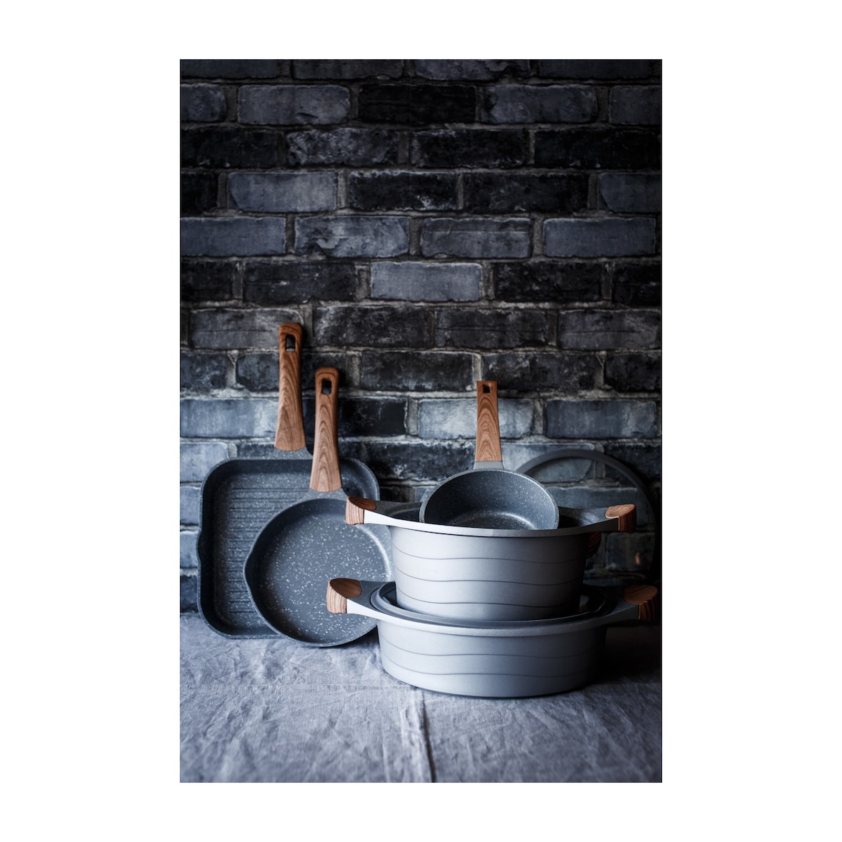 LACOR Faitout Fonte D'aluminium 28cm + Couvercle 27328