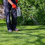 thumbnail of Relaxdays Drucksprüher, 5 l, Pflanzenbewässerung & -schutz, verstellbare Düse, Skalierung, Pumpsprühgerät, weiß-grau