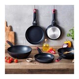 thumbnail of Pyrex Wok En Aluminium Forgé 28 Cm Optima +