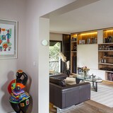 thumbnail of Airthings capteur de qualité de l'air WAVE Plus