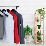 thumbnail of Relaxdays Kleiderbügel Samt, 10er Set, breite Schulter, Bügel mit Hosensteg, 360° drehbarer Haken, Anzugbügel, schwarz