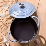 thumbnail of San Ignacio Noia - Cacerola con tapa Ø25,5x12cm (5 L) en Hierro Fundido y Set de 5 Utensilios de Silicona y Madera