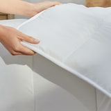 thumbnail of Capa de edredão em fibra Ecolofil | PIKOLIN HOME |Aloe Vera | inverno extremo | 240 x 220 cm