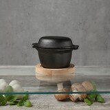 thumbnail of Gusstöpfchen Deckel u. Holzuntersetzer Gusseisen Grilltopf D: 10cm H: 9cm 0,3L