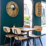 thumbnail of Set van 2 houten stoelen