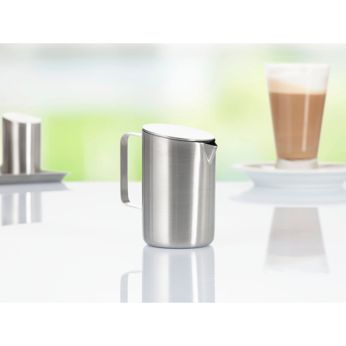 Milchkännchen mit Deckel VISTA, Durchmesser: 92 mm, Höhe: 10 mm, Inhalt: 200 ml, mit gebürsteter Oberfläche,