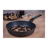 thumbnail of Arcos Serie Thera | Sarten Antiadherente 26 cm | Aluminio Fundido | Apta cualquier cocina | Mango Ergonómico Plástico y Silicona | Color Negro y Azul