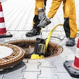 thumbnail of TROTEC Schmutzwasser-Tauchpumpe TWP 9000 ES Edelstahlpumpe 15.000 l/ h 900 Watt Pumpe Gartenpumpe