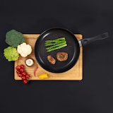 thumbnail of KLAMER Bratpfanne 28cm, antihaftbeschichtete Induktions-Pfanne, Premium Beschichtung, hochwertige Profi-Universalpfanne