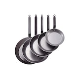 thumbnail of de Buyer Eisenpfanne 28cm CARBONE PLUS, 1 Stück