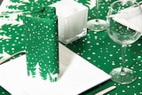 thumbnail of Sovie HORECA Tischdecke Marvin in Grün aus Linclass® Airlaid 80 x 80 cm, 20 Stück - Weihnachten