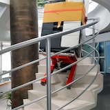 thumbnail of Carretilla sube escaleras eléctrica Domino para transporte de bombas de calor estufas y cajas fuertes batería de litio 400 kg