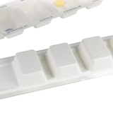 thumbnail of greenbox - Medikamenten-Dispenser aus Pflanzenfasern 6 x 22 x 1 cm, 4 Kammern, rPET-Schiebedeckel, 200 St.