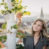 thumbnail of Gusta Garden Sissi Strawberry Classic Draußen Vertikale Pflanzmaschine Freistehend Polypropylen (PP) Weiß