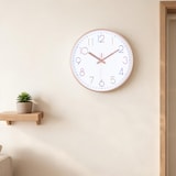 thumbnail of IvoQ Moderne Wanduhr - Leises Uhrwerk - Roségold & farbige 3D-Ziffern - Analog - Nicht tickend - 30 cm