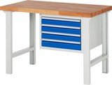 Werkbank mit Schubladen.