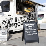 thumbnail of Securit® Duplo tableau de trottoir avec cadre en pin laqué