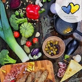 thumbnail of Tabla de cortar rectangular de madera - 32,5 x 36,5 x 4,5 cm - Tabla de cortar de madera de calidad hostelería - Marrón