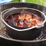 thumbnail of Guernsey Premium Dutch Oven 6.0 BBQ-Topf Gusseisen Größe M / 6 qt Schwarz